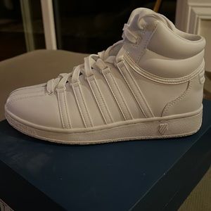 Brand new in box Women’s high top K-Swiss Tennis shoes